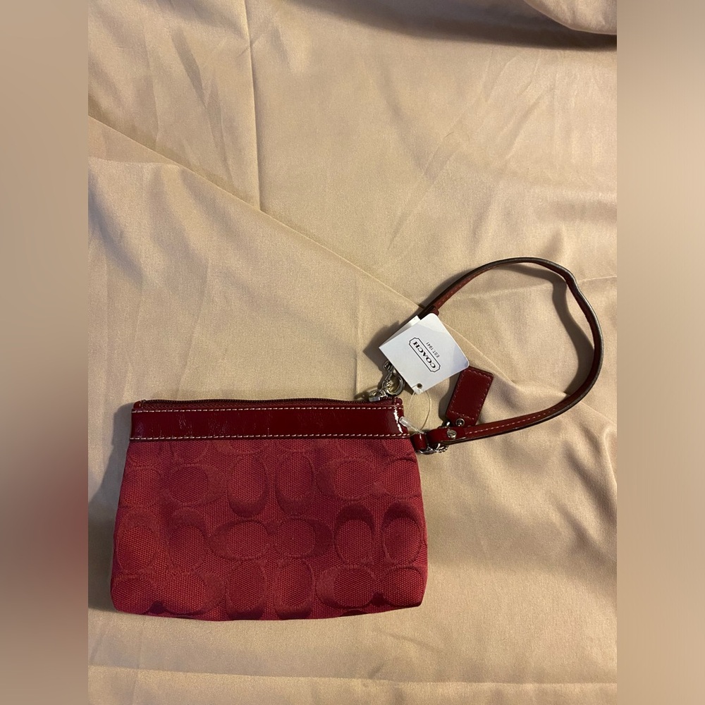 NWT Coach signature patent leather and fabric wristlet - Picture 2 of 15